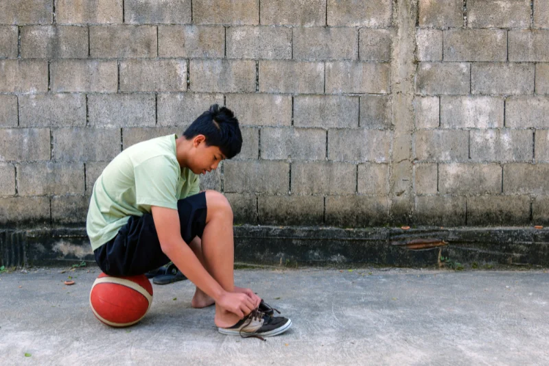 Tips Memilih Sepatu Basket Nyaman dan Tahan Lama Dipakai